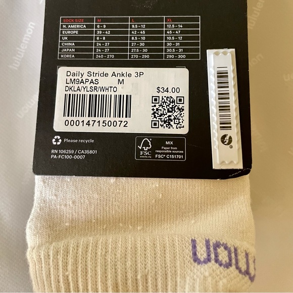 Men’s Lululemon 3-Pack Daily Stride Ankle Length Socks - Picture 5 of 6